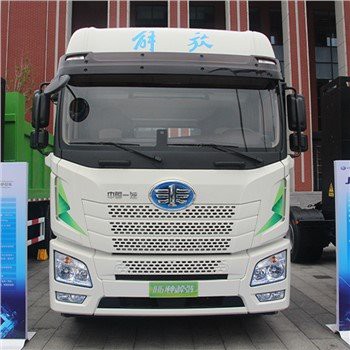 FAW Jiefang JH6 6×4 Full Electric Tractor